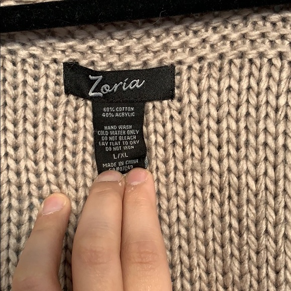 L/XL Tassel Cardigan Beige. - Picture 6 of 6